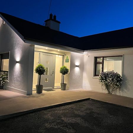 The Hillcrest, Luxury Accommodation In Castleblayney Town Екстер'єр фото