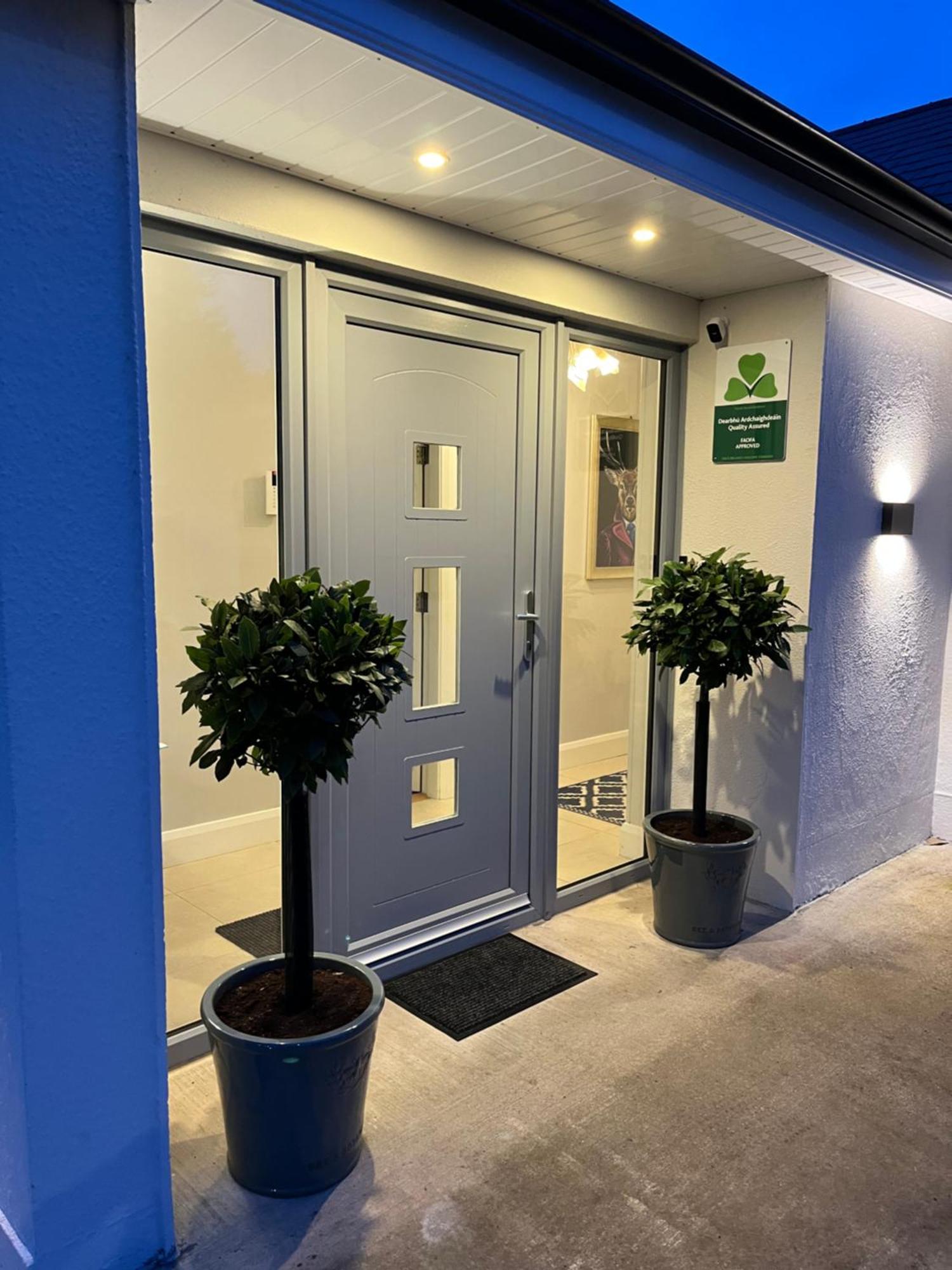 The Hillcrest, Luxury Accommodation In Castleblayney Town Екстер'єр фото